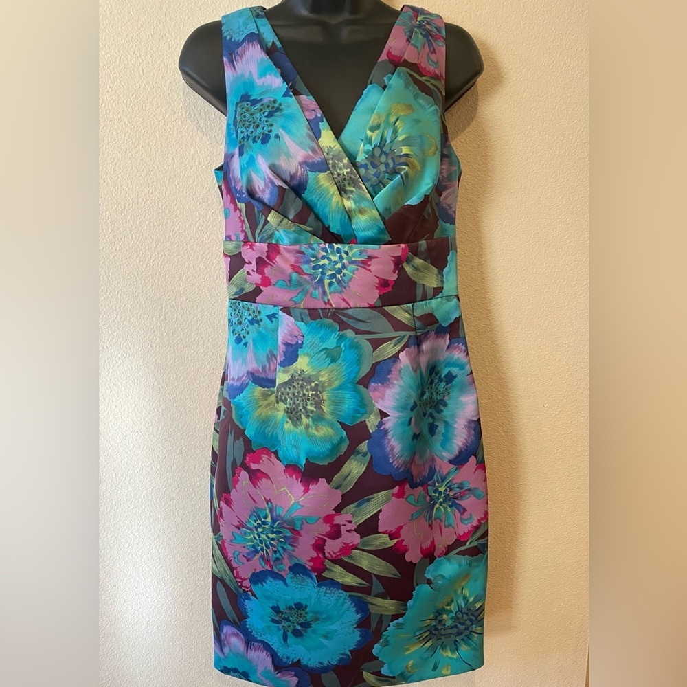NWOT Calvin Klein Tropical Blue & Pink Floral Satin sleeveless midi dress. Small